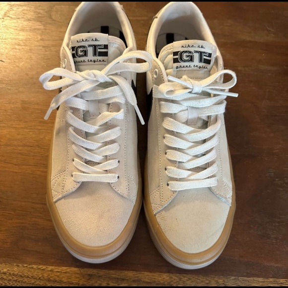 Nike Grant Taylor Size 8 - Picture 4 of 7
